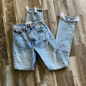 Abercrombie 90s High Rise Jeans
